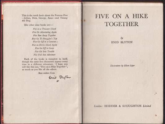 Five On a Hike Together (Famous Five #10)