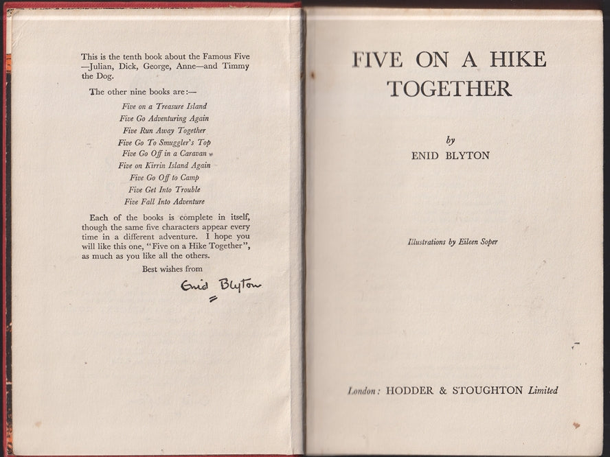 Five On a Hike Together (Famous Five #10)