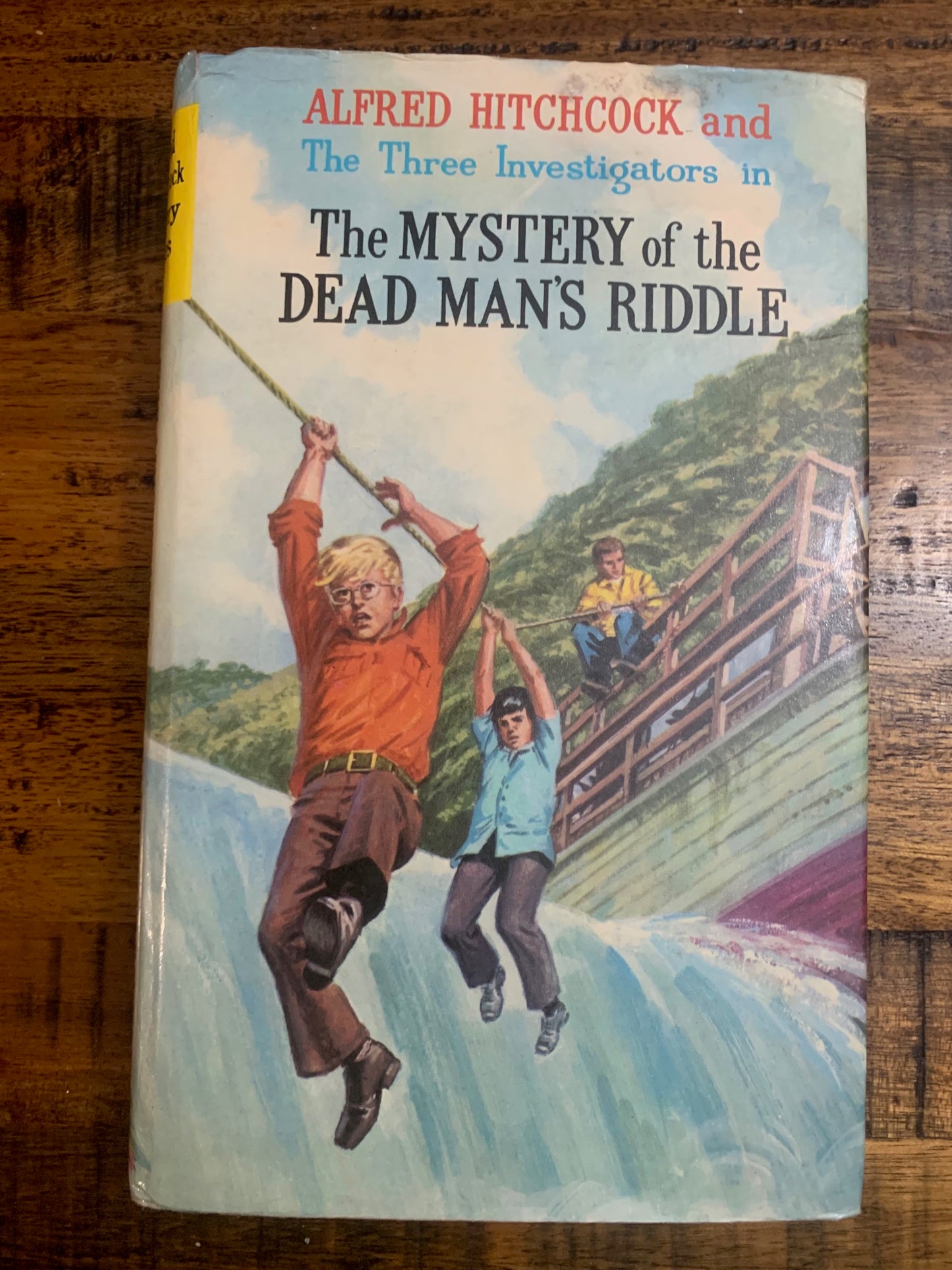 Alfred Hitchcock and the Three (3) Investigators #22 Mystery of Dead Man's Riddle