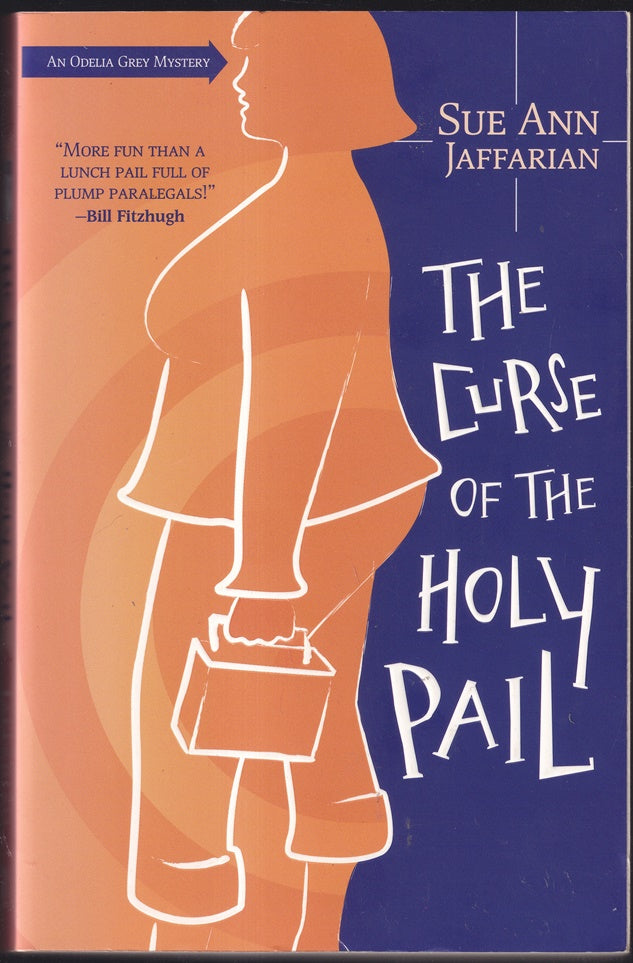 The Curse of the Holy Pail (The Odelia Grey Mysteries, 2)