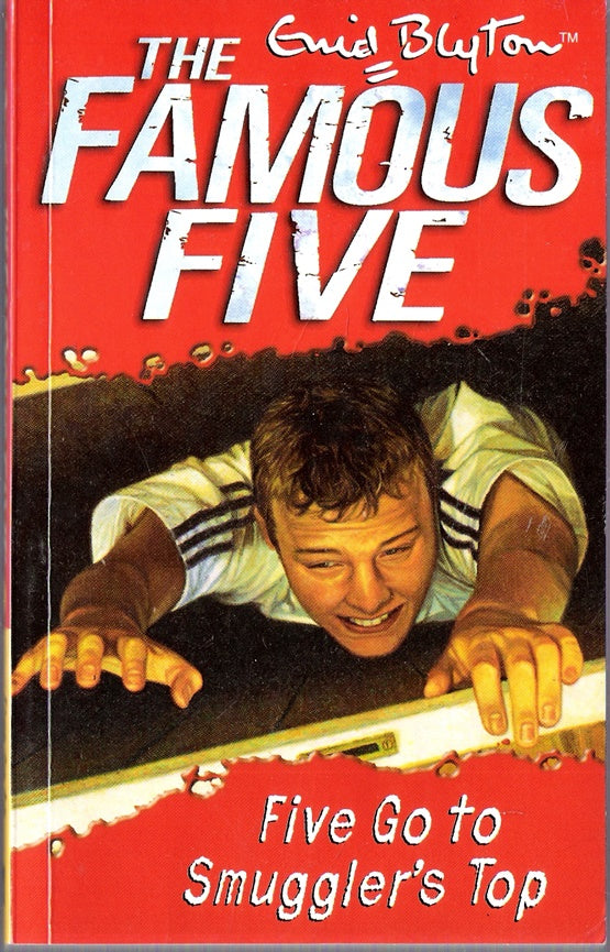 The Famous Five 4 : Five go to Smuggler`s Top