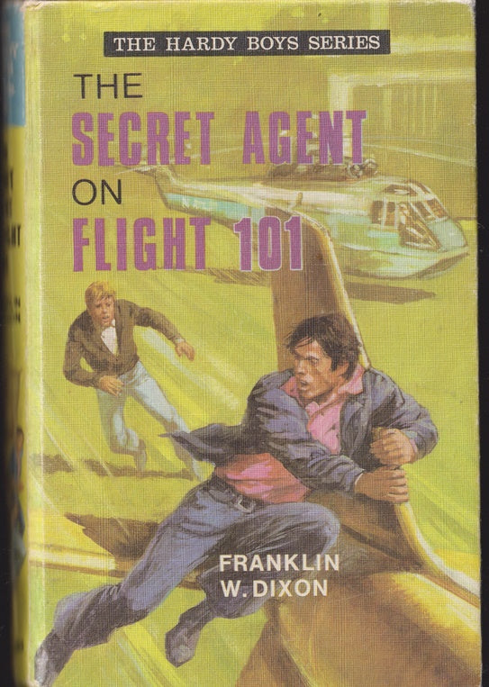The Secret Agent on Flight 101 (Hardy Boys 30)
